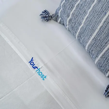 Wake Up With The Sea Breeze- House With Pool Ap1 Apartament